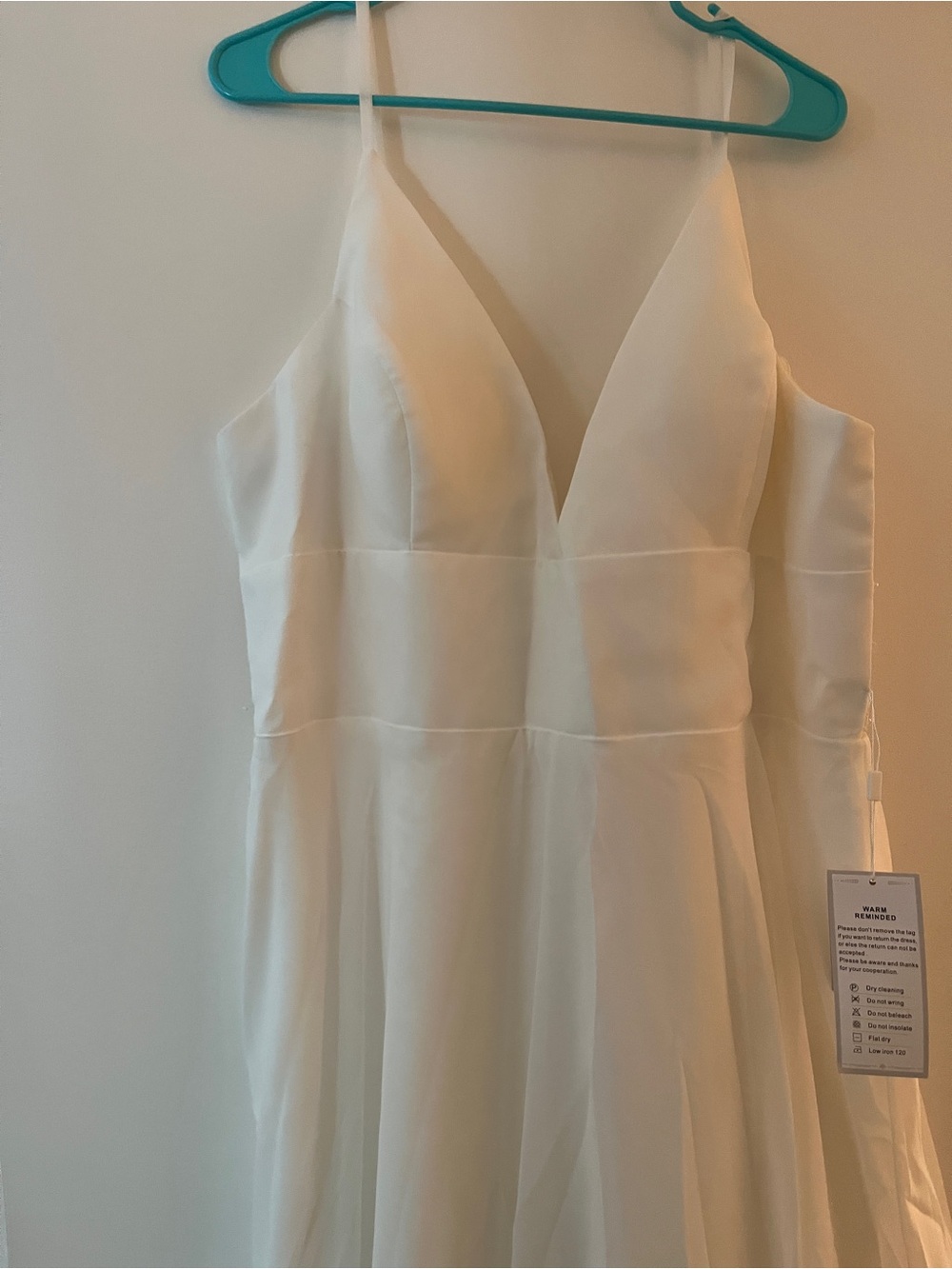 Women's White V-Neck Spaghetti Strap Dress
